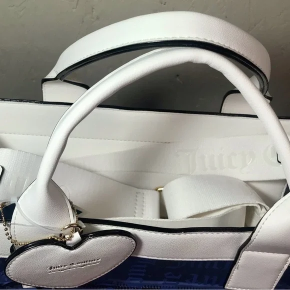 Juicy Couture Beachin Large Tote - Picture 8 of 13